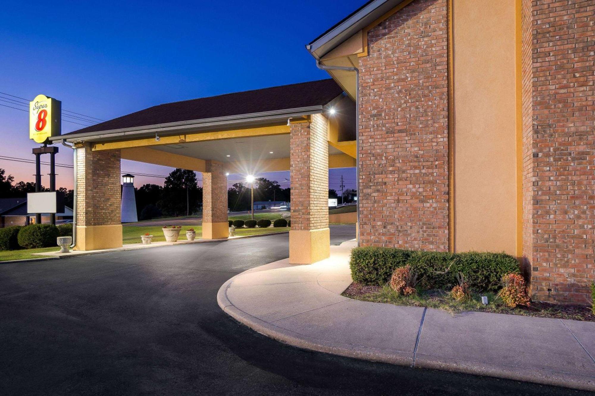Super 8 By Wyndham Paragould Екстериор снимка
